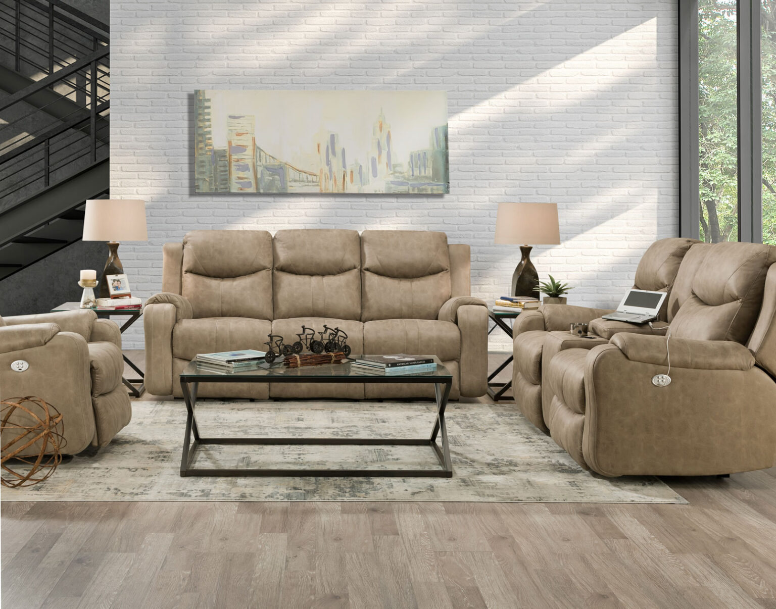 381 Contour Sofa | Southern Motion